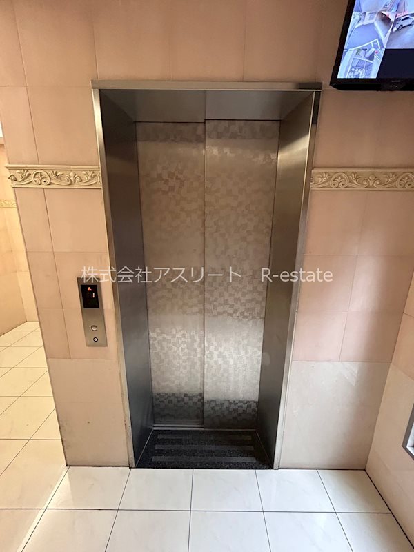 ネストピア平尾駅前 [一括]LINE_ALBUM_ネストピア平尾駅前外観_241008_18.jpg