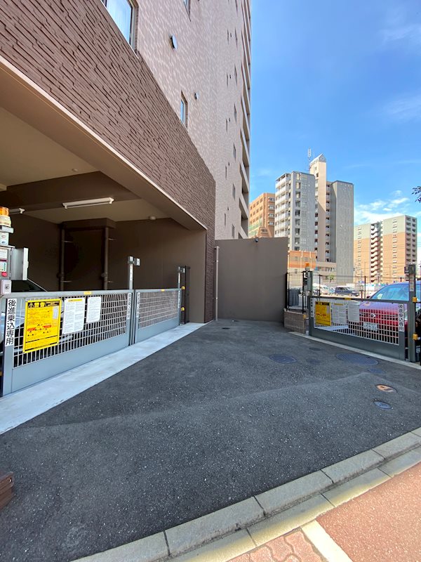 ネストピア県庁口駅前 IMG_6471.jpg